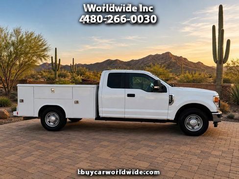 Used 2022 Ford F250 XL w/ Power Equipment Group RWD image 1