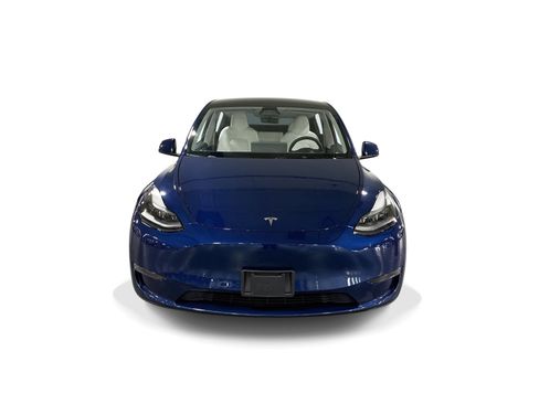 Certified 2023 Tesla Model Y Long Range AWD/4WD image 2
