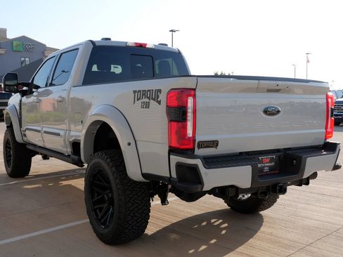 New 2026 Ford F250 Lariat w/ Black Appearance Package AWD/4WD image 6