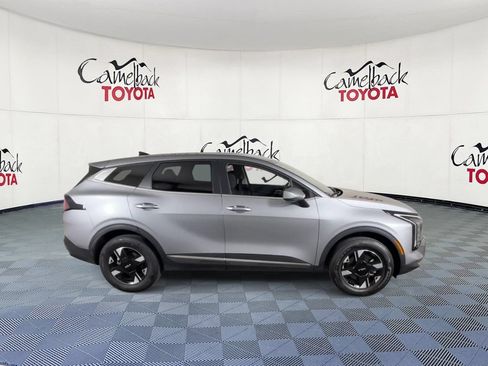 Used 2026 Kia Sportage LX AWD/4WD image 3