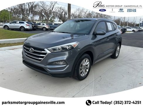 Used 2017 Hyundai Tucson SE image 8