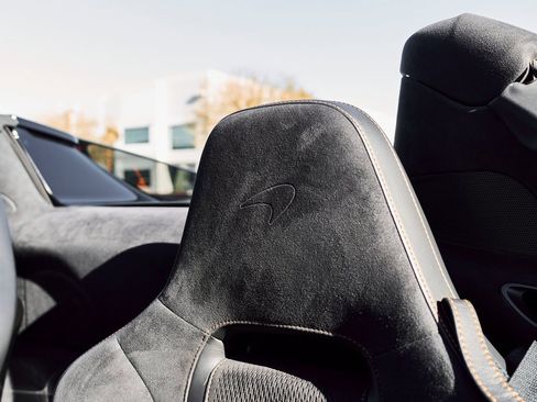 Used 2024 McLaren 750S Spider image 48