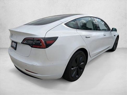 Used 2020 Tesla Model 3 Standard Range image 6