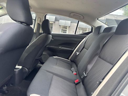Used 2020 Nissan Versa SV FWD image 10