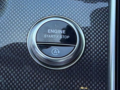 New 2026 Mercedes-Benz C 43 AMG 4MATIC Sedan image 25