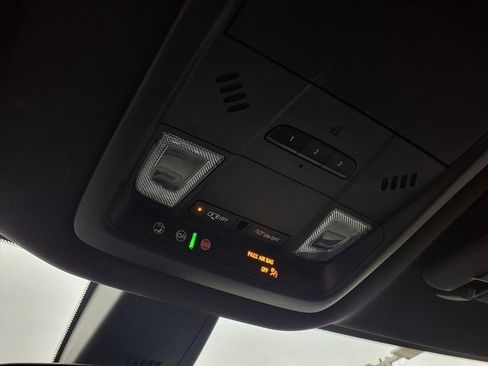 Used 2023 Buick Enclave Essence w/ Sport Touring Edition image 25