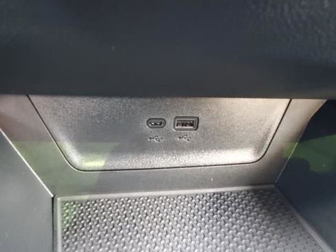 New 2026 Chevrolet Equinox LT image 25