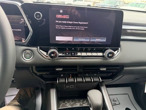 New 2026 GMC Canyon Elevation w/ Convenience Package image 20