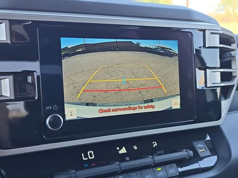 Certified 2025 Toyota Tundra SR5 w/ SR5 Convenience Package AWD/4WD image 22