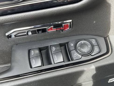 Used 2023 GMC Sierra 1500 AT4 w/ Technology Package AWD/4WD image 23