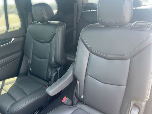 Certified 2025 Cadillac XT6 Premium Luxury image 38