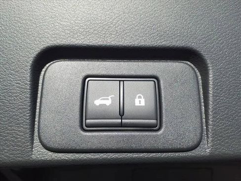 New 2025 Nissan Rogue Platinum w/ Tech Package image 37