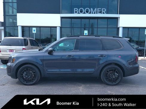 Used 2025 Kia Telluride SX Prestige X-Line AWD/4WD image 2