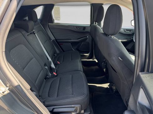 Used 2025 Ford Escape Active AWD/4WD image 31