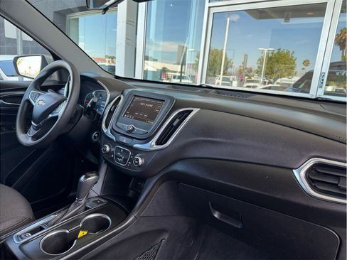 Used 2019 Chevrolet Equinox LT FWD image 21
