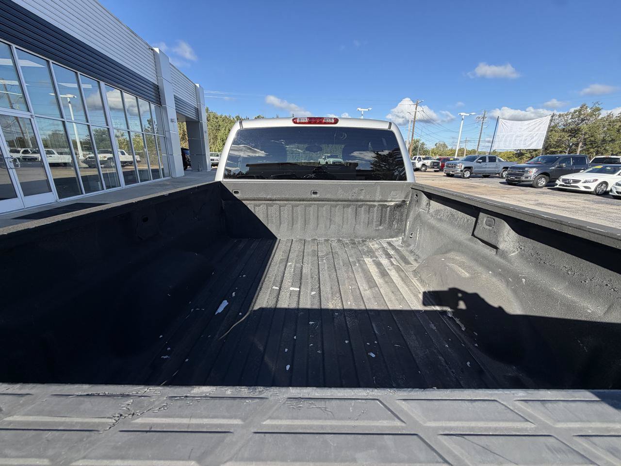 Used 2010 GMC Sierra 1500 SLE w/ Power Pack Plus AWD/4WD image 8