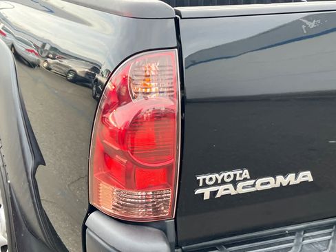 Used 2013 Toyota Tacoma PreRunner w/ Convenience Pkg image 15