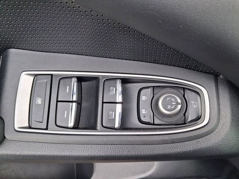 Used 2023 Subaru Ascent Touring image 23