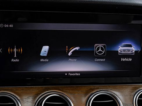 Used 2018 Mercedes-Benz E 300 w/ Premium 1 Package image 36