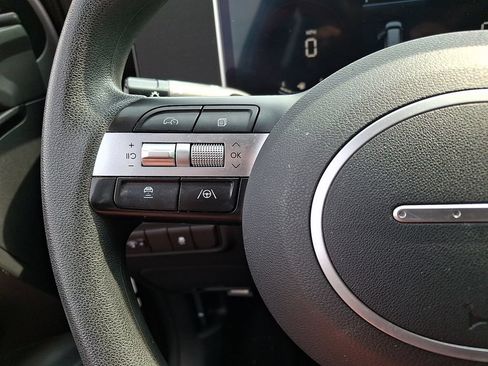 Used 2025 Hyundai Tucson SE FWD image 20