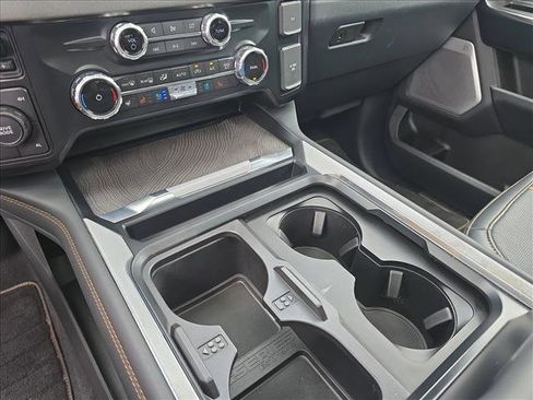 Used 2024 Ford F250 Platinum image 14