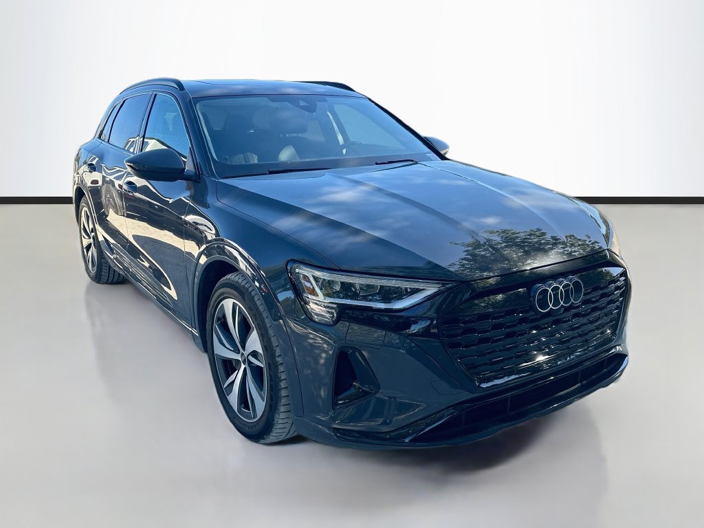 Used 2024 Audi Q8 e-tron Premium AWD/4WD image 3