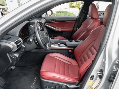 Used 2016 Lexus IS 200t image 28