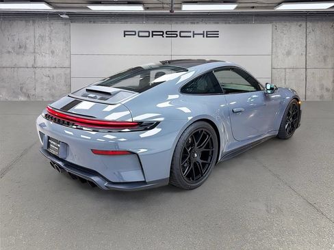 Certified 2026 Porsche 911 GT3 RWD image 9