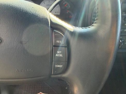 Used 2000 Ford F150 Harley-Davidson RWD image 13