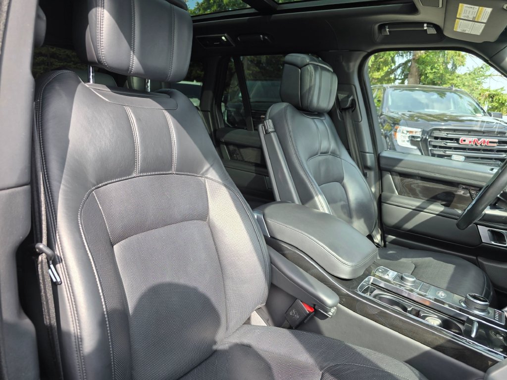 Used 2020 Land Rover Range Rover Autobiography AWD/4WD image 11