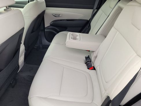 New 2025 Hyundai Tucson Limited image 8