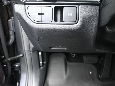 Used 2026 Kia Sportage SX FWD image 16