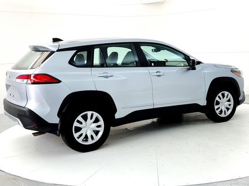 Certified 2023 Toyota Corolla Cross L image 6