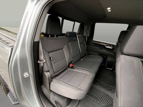 Used 2025 Chevrolet Silverado 2500 LT w/ Trail Boss Package AWD/4WD image 19