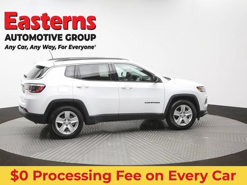 Used 2022 Jeep Compass Latitude w/ Convenience Group FWD image 43