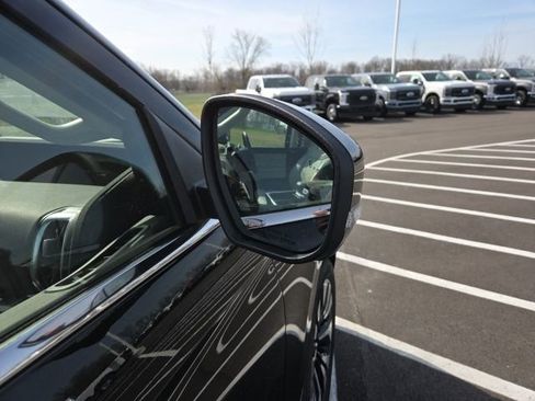 Used 2025 Ford Expedition Platinum w/ Driver's Package image 6