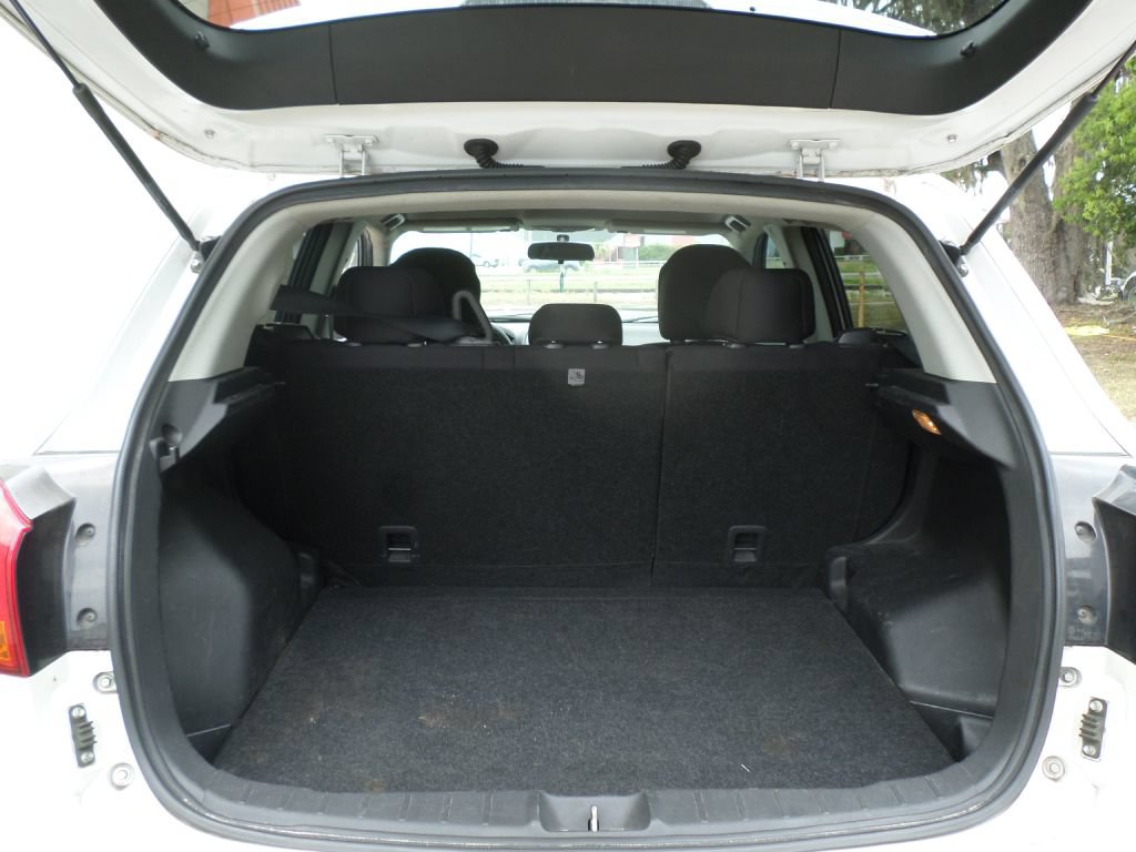 Used 2014 Mitsubishi Outlander Sport ES FWD image 8