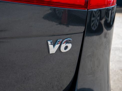 Used 2014 Volkswagen Touareg VR6 AWD/4WD image 19