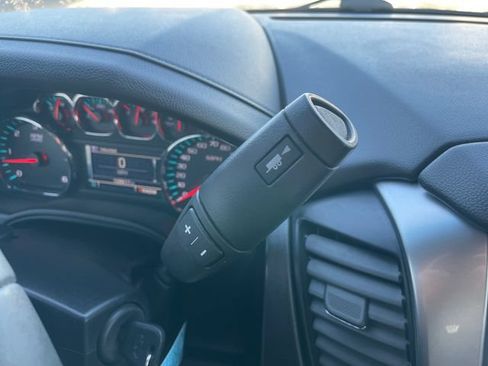Used 2016 Chevrolet Tahoe LT AWD/4WD image 15
