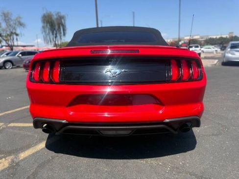 Used 2020 Ford Mustang Premium RWD image 4