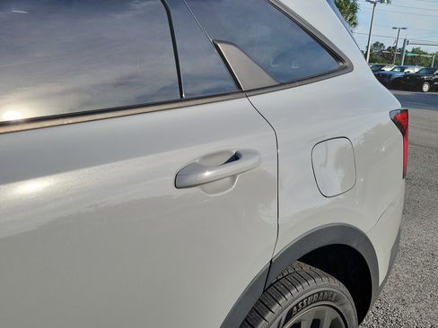 Used 2023 Kia Sorento SX Prestige image 25