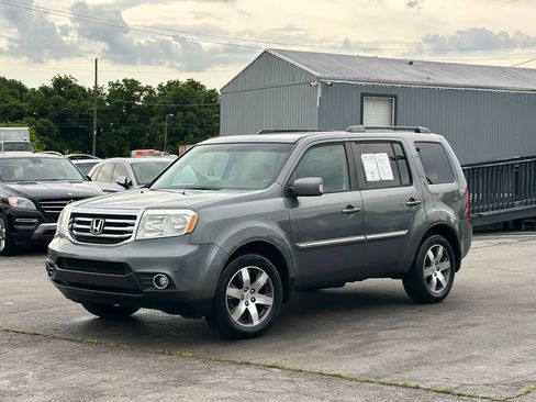 Used 2012 Honda Pilot Touring image 1