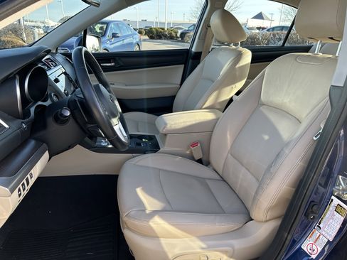 Used 2017 Subaru Legacy 2.5i Limited image 23
