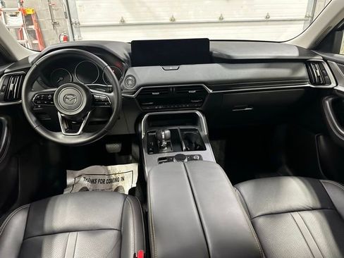 Certified 2025 MAZDA CX-90 3.3 Turbo w/ Preferred Package image 18