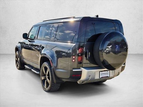 Certified 2023 Land Rover Defender 130 SE image 3