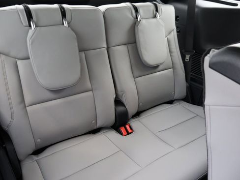 New 2026 Ford Explorer Active w/ Active Comfort Package image 13