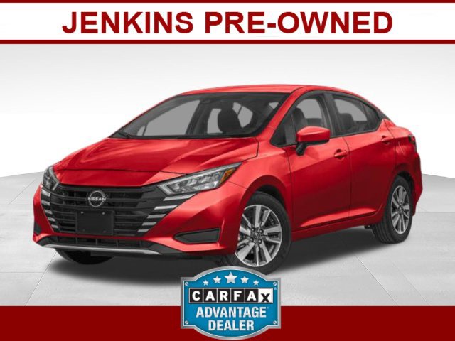 Used 2025 Nissan Versa SV FWD image 1