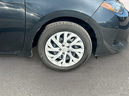 Used 2019 Toyota Corolla LE FWD image 28