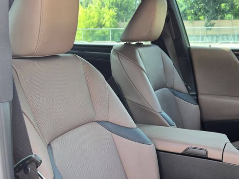 Used 2023 Lexus ES 350 w/ Premium Package FWD image 30