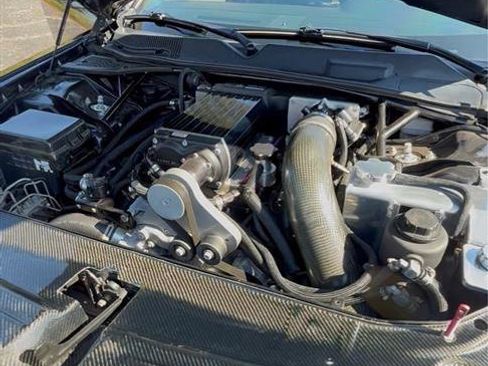 Used 2009 Dodge Challenger SRT8 w/ SRT Option Group II image 3